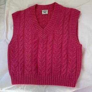NWOT aritzia sweater vest